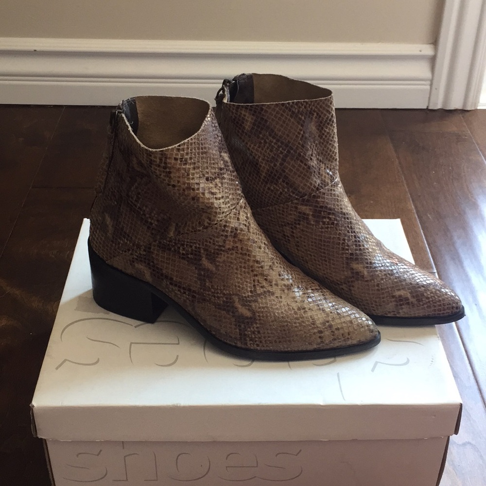 Top shop midnight snake boots